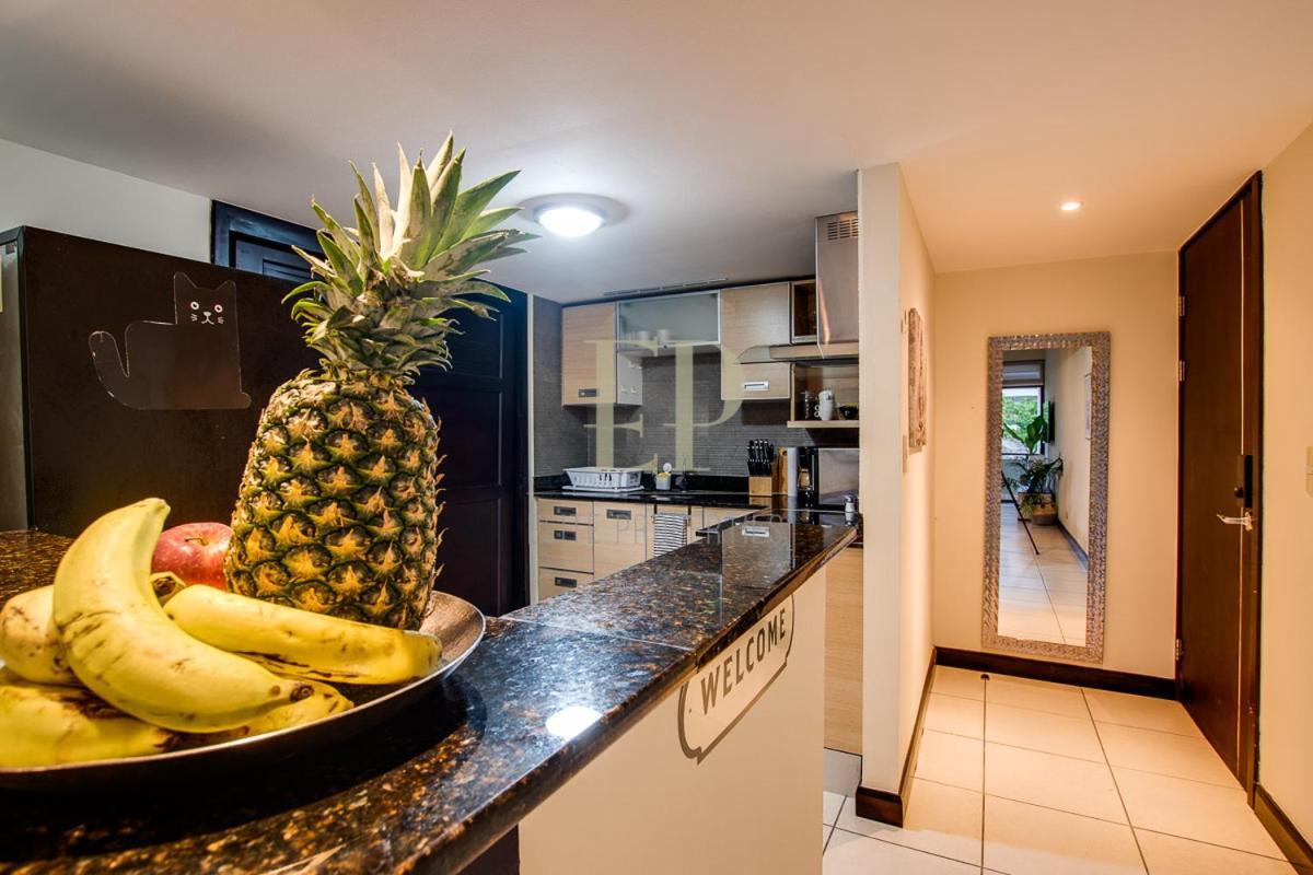 Cr Mariposa Comfortable Penthouse, Ac, Pool, Gym, Tennis Apartment *