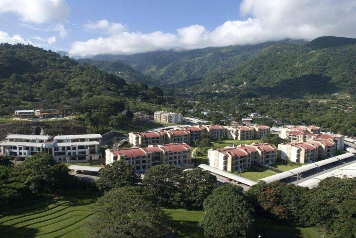Cr Mariposa Comfortable Penthouse, Ac, Pool, Gym, Tennis Appartement *