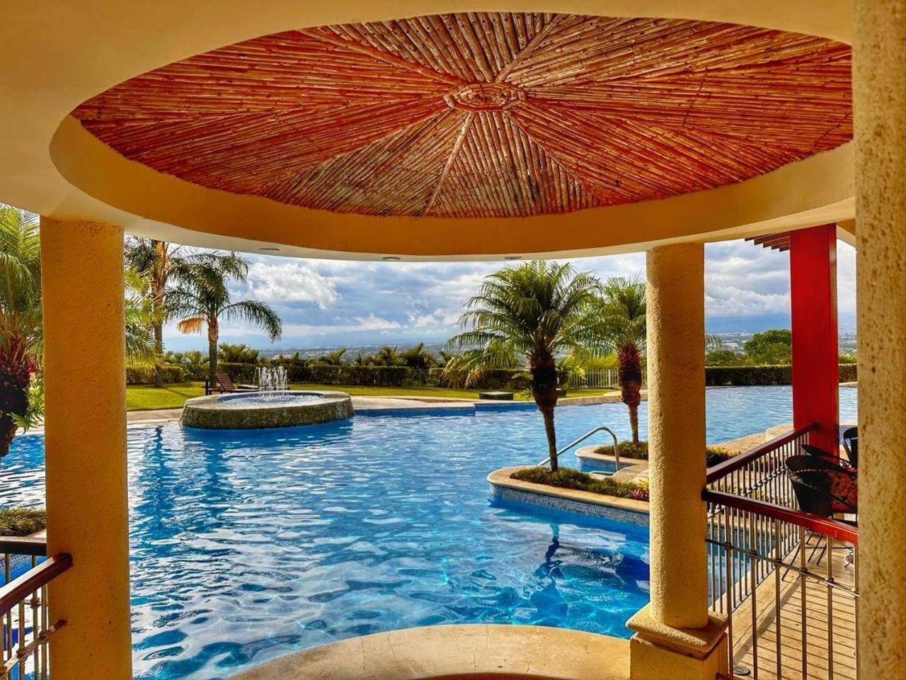 Cr Mariposa Comfortable Penthouse, Ac, Pool, Gym, Tennis Appartement *
